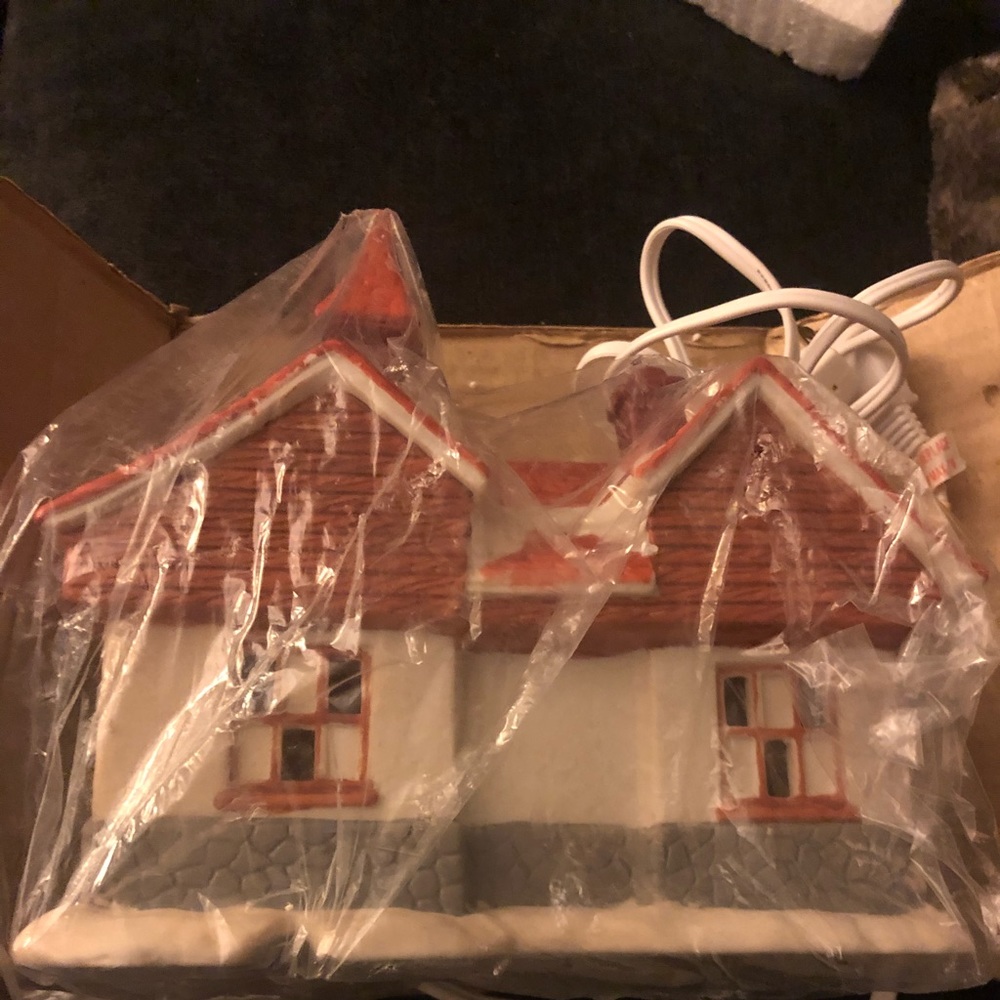 Dickens Porcelain Holiday Village House | Lighted Christmas Village Building - Picture 6 of 6